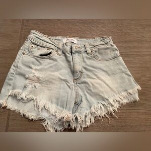 Light colored jean cut off fringe shorts XS JUST USA brand